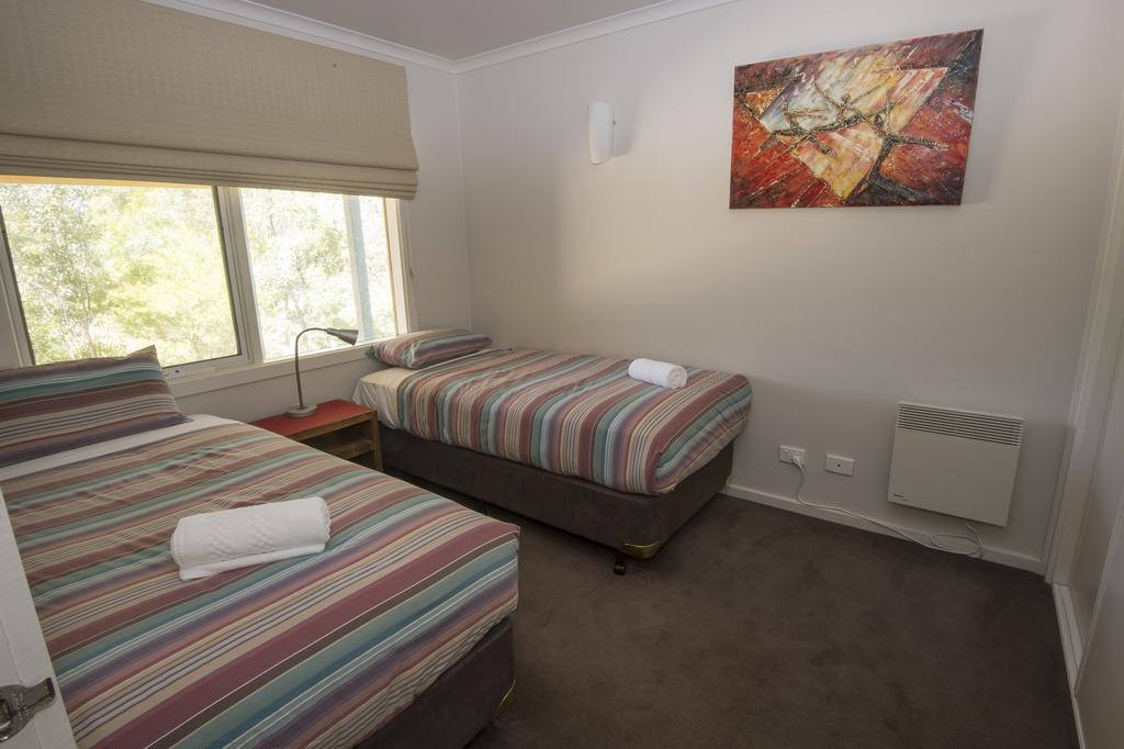 The Lakes Beachfront Holiday Park Lake Tyers Beach Exterior foto
