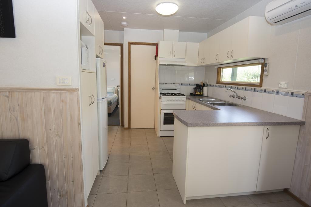 The Lakes Beachfront Holiday Park Lake Tyers Beach Exterior foto